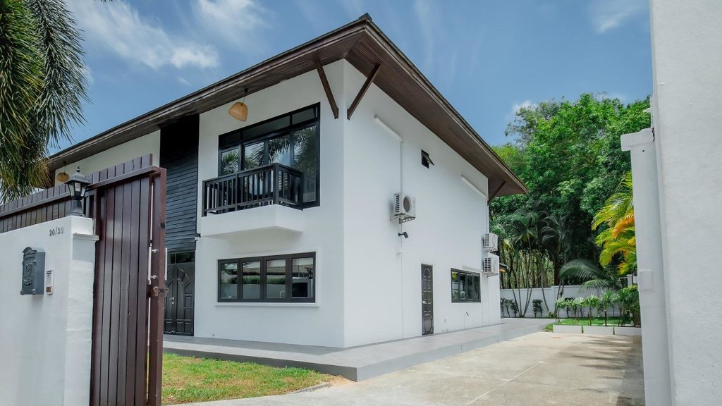 Eden Villa in Rawai beach, Phuket - 5 bedrooms