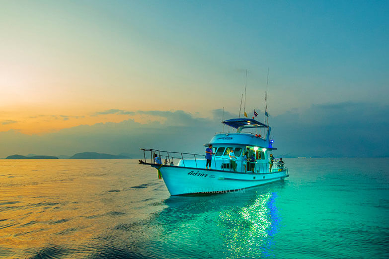 Nichakorn Fishing Boat Phuket – 尼沙恭 海钓船普吉岛 🚤