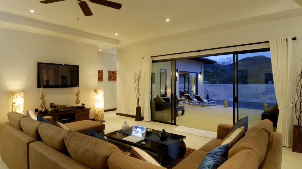 Villa Pearl in Nai Harn beach, Phuket - 7 bedrooms