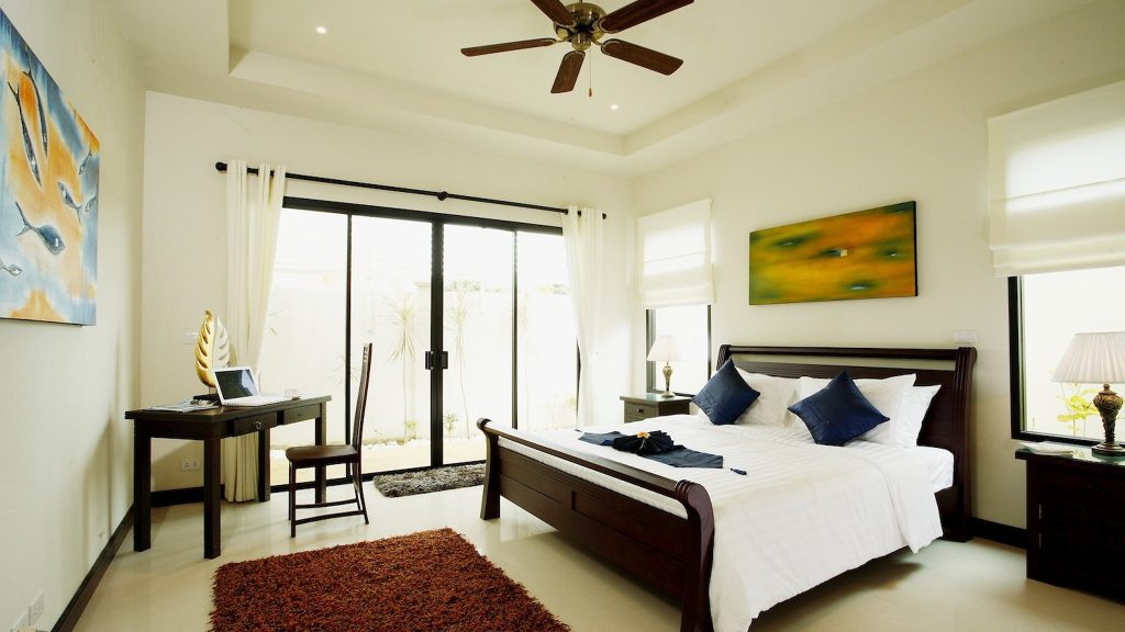 Villa Pearl in Nai Harn beach, Phuket - 7 bedrooms