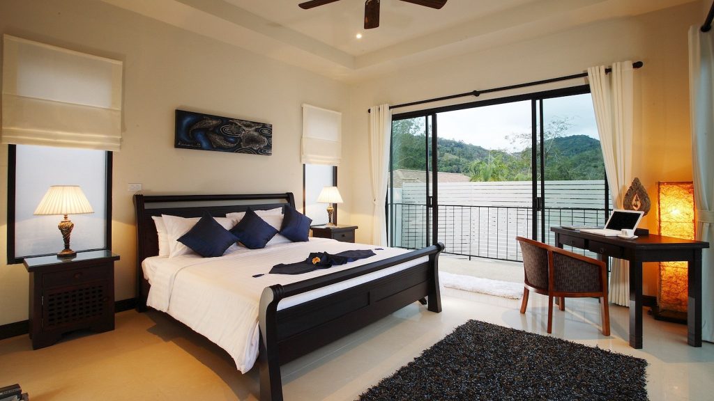 Villa Pearl in Nai Harn beach, Phuket - 7 bedrooms