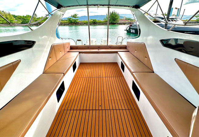 Speedboat Deck