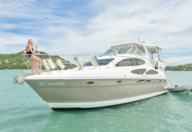 Casablanca Exterior 1