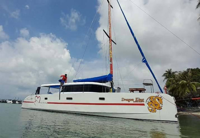 Dragon King Catamaran Exterior