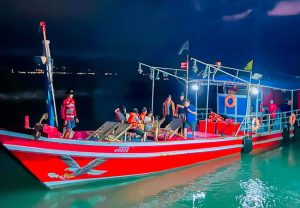 Samut 1 号专业海钓船包船-秋叶