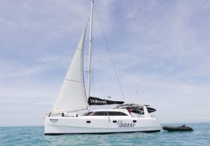 Vivienne 双体帆船-秋叶