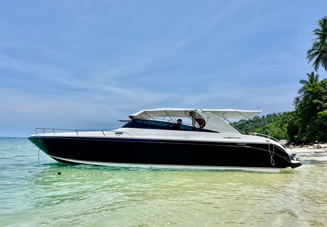 PP Speedboat Exterior