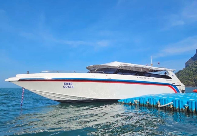 Grand Speedboat View